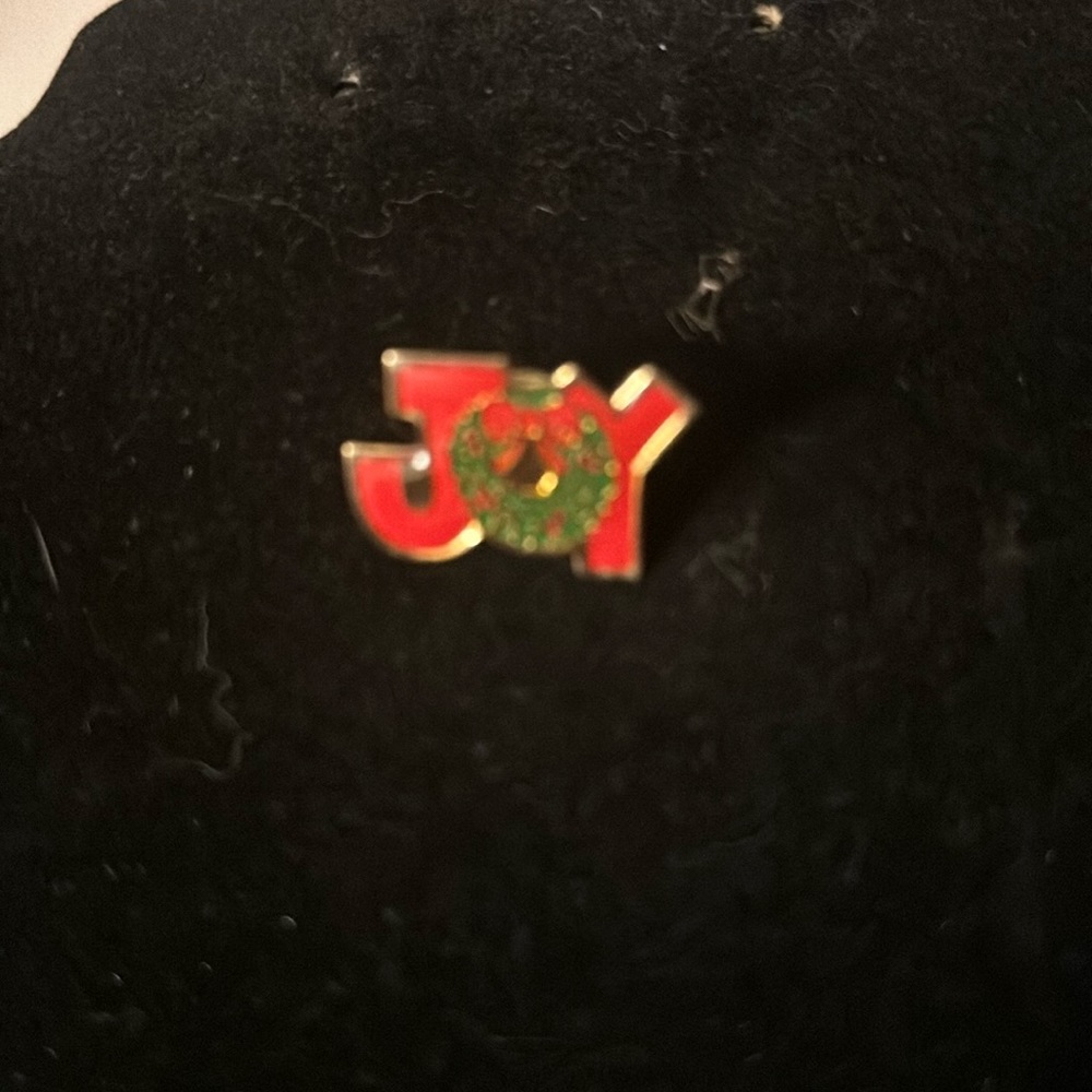 Christmas pin